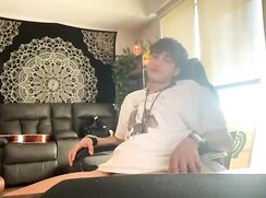 cute guy jerking off cumming cam