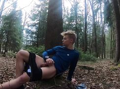 [HBW] Sven Alone In The Woods 26101117