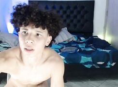 Hand milking of this Latin boy PORN TWINK