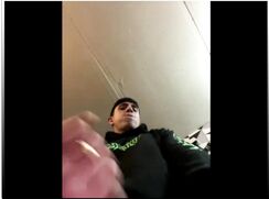 [JM] chilean boy jerks on cam