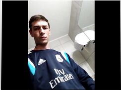 [JM] argentinean shows cock on cam