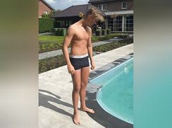Hot YouTuber Hugo in undies