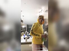 Bigdickandy nude in kitchen hot