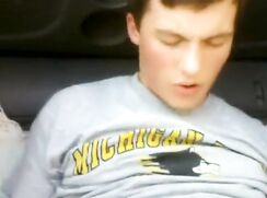 Bareback Twink Car Trunk Amateur Cam Interracial