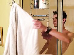 A BOY SHOWS HIS COCK AND ASS IN THE BATHROOM AND THEN AFTER THE SHOWER HE MASTURBATES