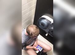 [ABX][My Archive][0145] Creepin' at the stalls