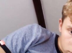 [ABX][21:9][009] Sexy boy squirts out a nice load of cum