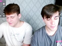 Littlesquirrelboy public show webcam chaturbate