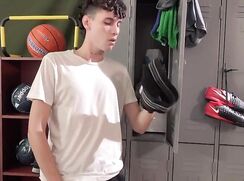 SCHOOL GYM BOYS SEX TWINK COUPLE GAY PORN