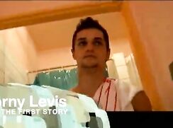 Horny Levis