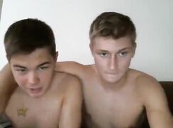 Amateur Blonde Boys Twinks on Webcam