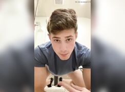 Straight Guy Spread his asshole