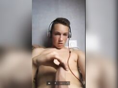 cute blonde snapchat jacking off