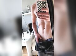 Wank in mirror