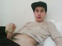 MWRG21 In The Bed Wank And Cum