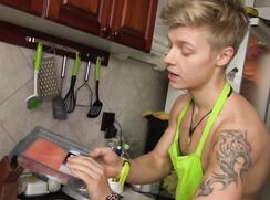 [HBW] All About Sven prt 1 5120008