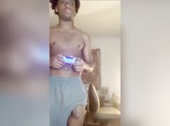 he ain’t know his dick was out on live