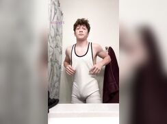 Twink Wrestler Singlet Tease (no sound) boys porn