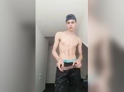 LATIN BOY SHOWS HIS BIG COCK AND HOT ASS TWINKS PORN