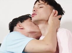 Come to my House - Couple Hook-Up Gay Porn Videos