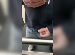 Hot cum in the Elevator