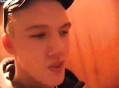 pour une action sexuelle straight boys action gay porn