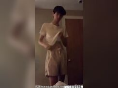 Amateur Video Strip Play - Twink Porn