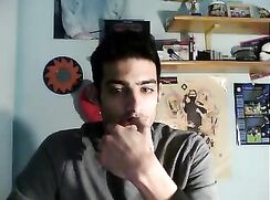 ITALIAN BOY SHOWS YOUR ASS AND YOUR COCK ON CAM GUYS PORN