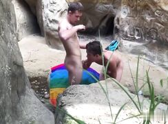 [BF][165] Two boys filming outside