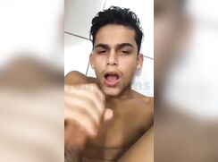 [TIME TO SELFIE][021] Teen & twink to selfie