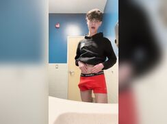 [TIME TO SELFIE][060] Teen & twink to selfie
