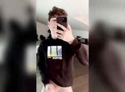 [Archive of GBT][0770] Cute boy Enzo wanks his huge cock on cam 2