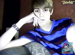 Chaturbate Golden Hair Guy is wanking hard for his money - AI Enhanced