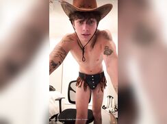 Hot influencer balls hanging out published porn