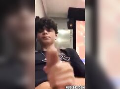 Amateur Video Hung Showy Cam Boys Porn