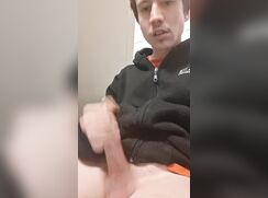 MWRG21 Wank In toilet and cum
