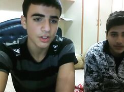 2 guys jerk off together on cam