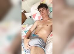 James present his cock