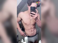 [HBW] Cumming On Cam Snap Porn Selfie