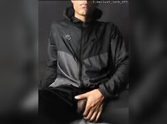 Jay Alexander jerks his beautiful cock