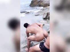 GAY SEX ON THE BEACH