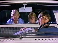 hot blowjob witnessed by 2 teens (vintage)