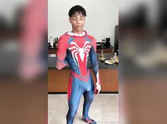soyJboii is SpiderMan
