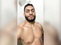 Hot bro shower stroking