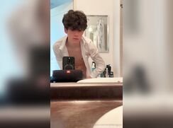 Nolan 21 (horny as hell)