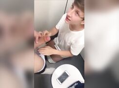 TikToker sucks big dick