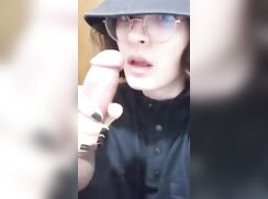 White twink loves sucking BBC