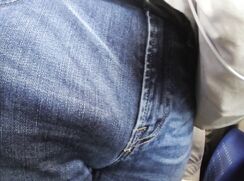 Japanese public bulge video No.0205