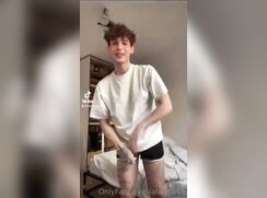 cute fit tiktoker alan lucas javlonsky on tiktok and hot jo