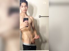 Hot lightskin jerks his juicy dick porn boys